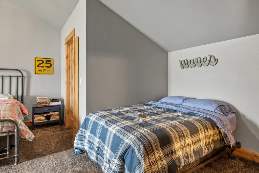 46024 Meadowlark Lane Big Arm MT 59910