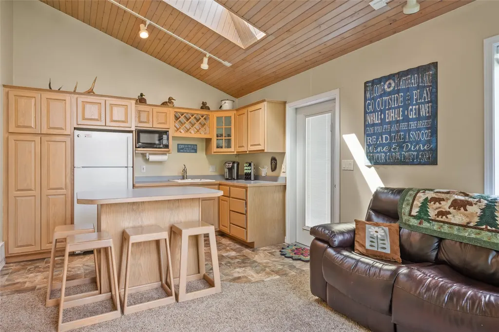 46024 Meadowlark Lane Big Arm MT 59910