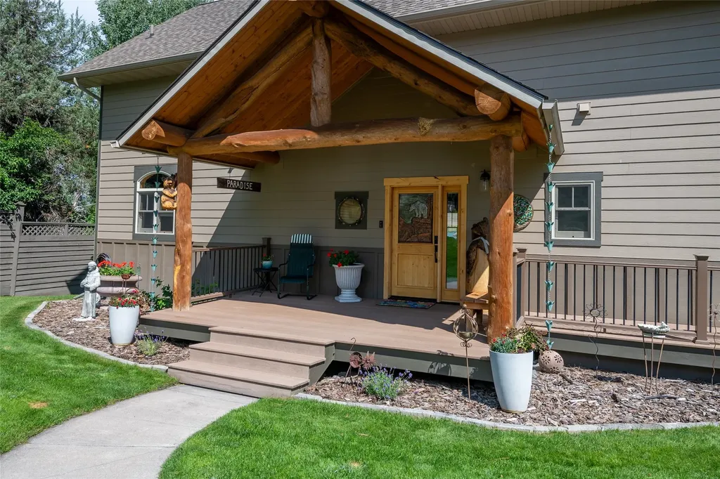 46024 Meadowlark Lane Big Arm MT 59910