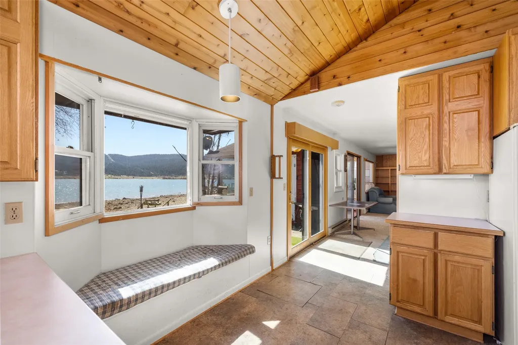 46415 Grants Lane Elmo MT 59915