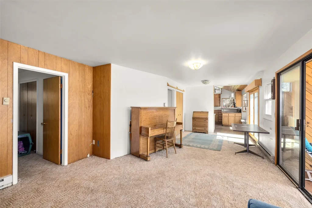 46415 Grants Lane Elmo MT 59915
