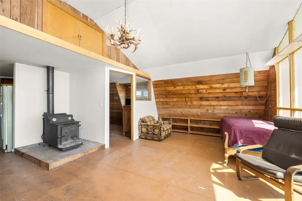46415 Grants Lane Elmo MT 59915