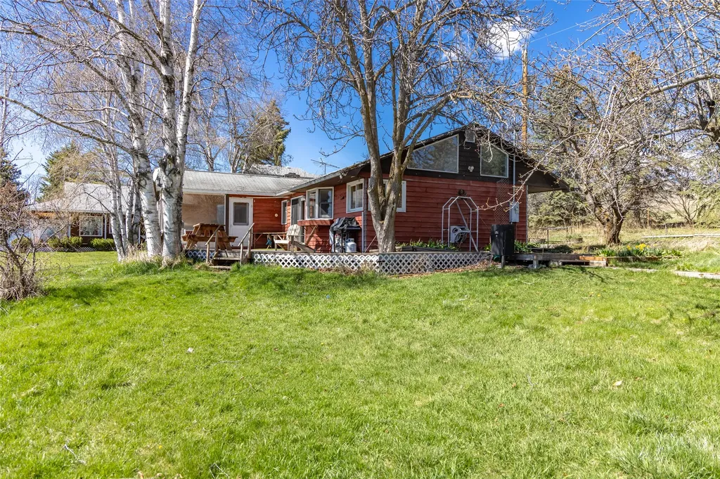 46415 Grants Lane Elmo MT 59915