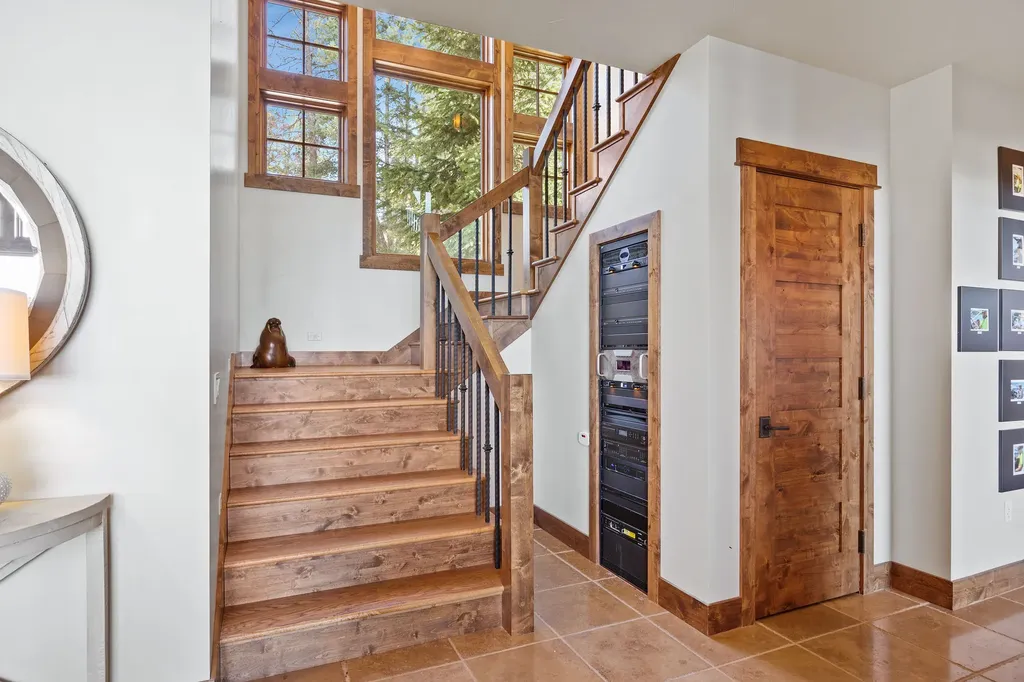 34471 Staves Lane Polson MT 59860