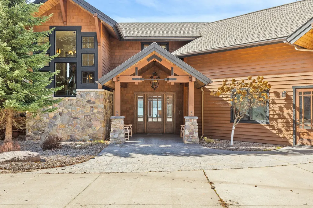 34471 Staves Lane Polson MT 59860