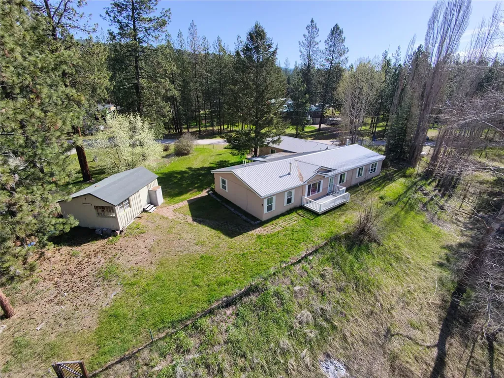 1595 River Bend Road Superior MT 59872