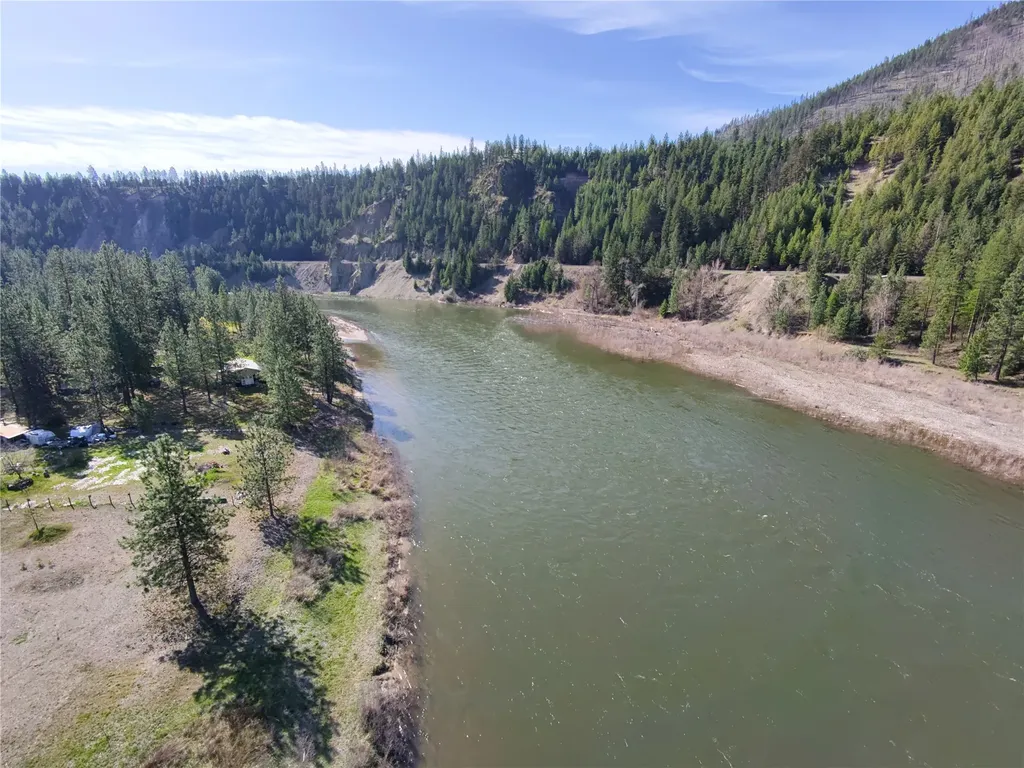 1595 River Bend Road Superior MT 59872