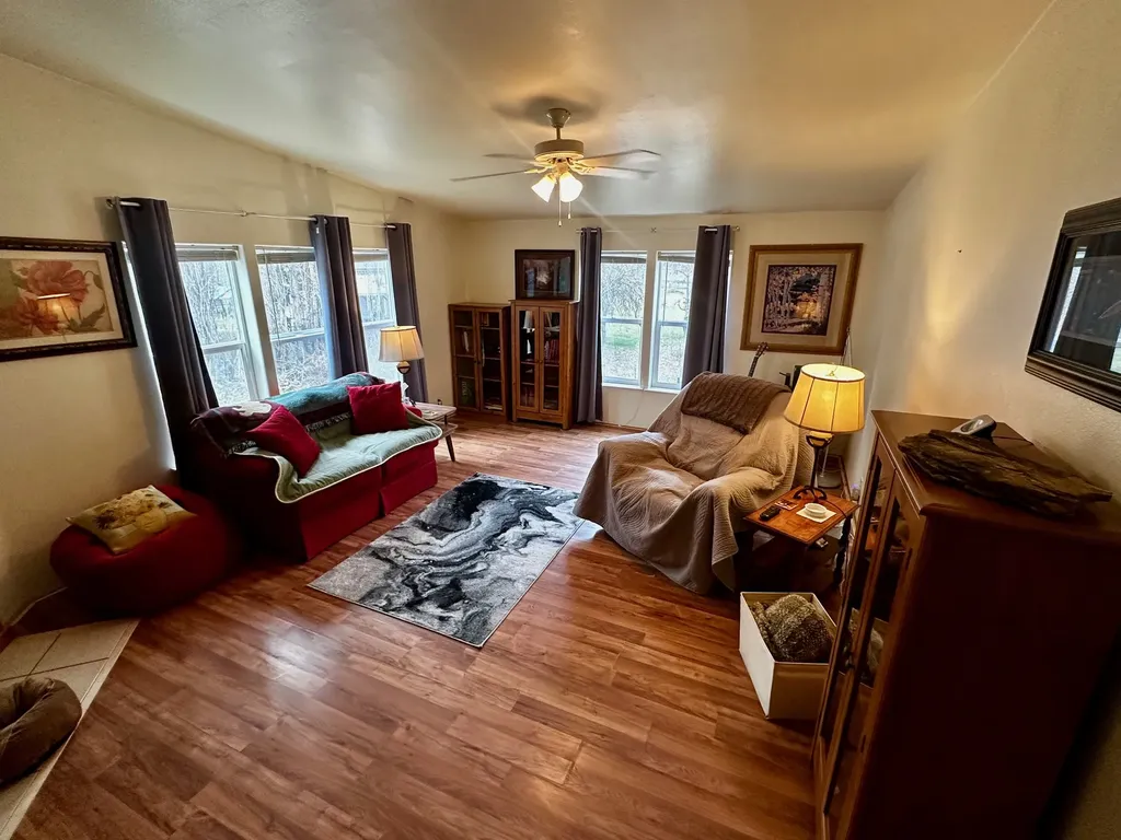1595 River Bend Road Superior MT 59872