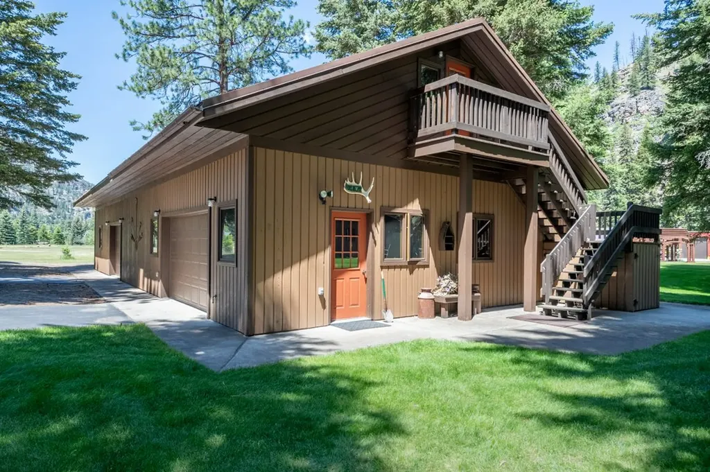 706 Rock Creek Road Clinton MT 59825