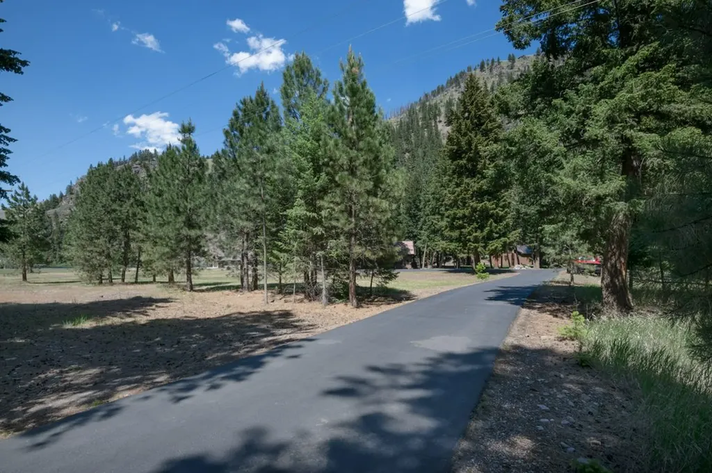 706 Rock Creek Road Clinton MT 59825