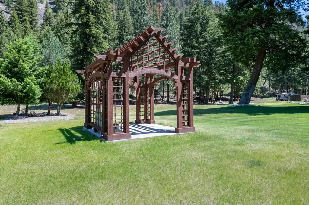 706 Rock Creek Road Clinton MT 59825