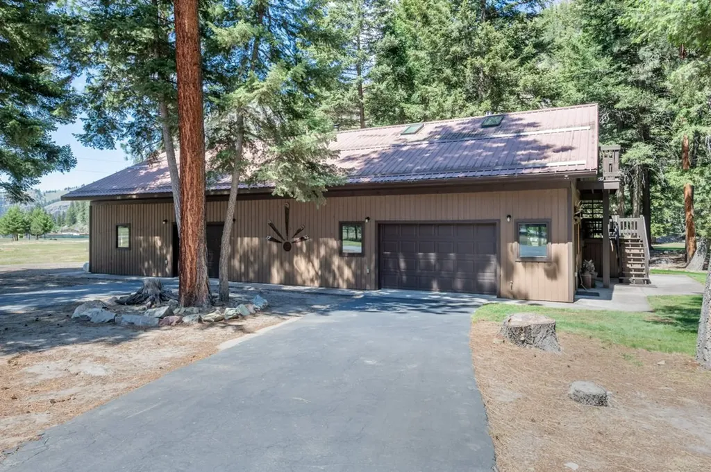 706 Rock Creek Road Clinton MT 59825