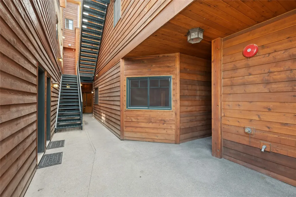 150 Adams Street Lakeside MT 59922