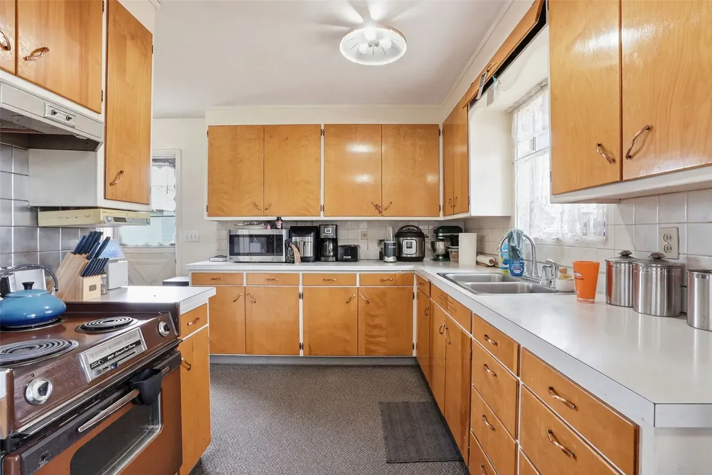 2239 W Central Avenue Missoula MT 59801