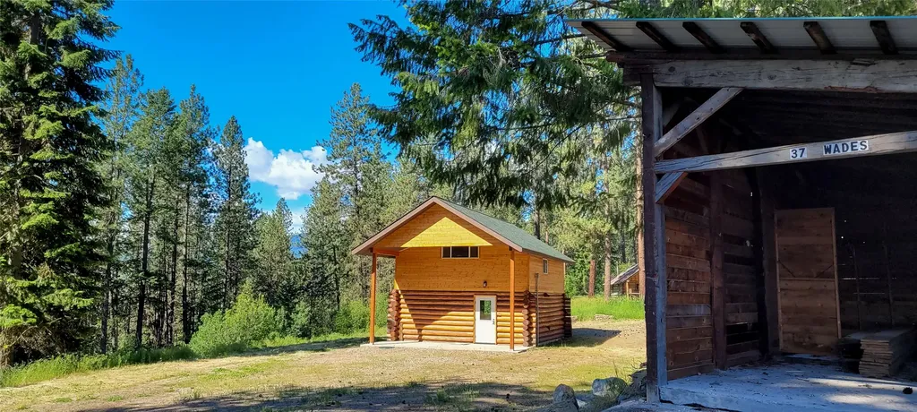 37 Wades Road Libby MT 59923