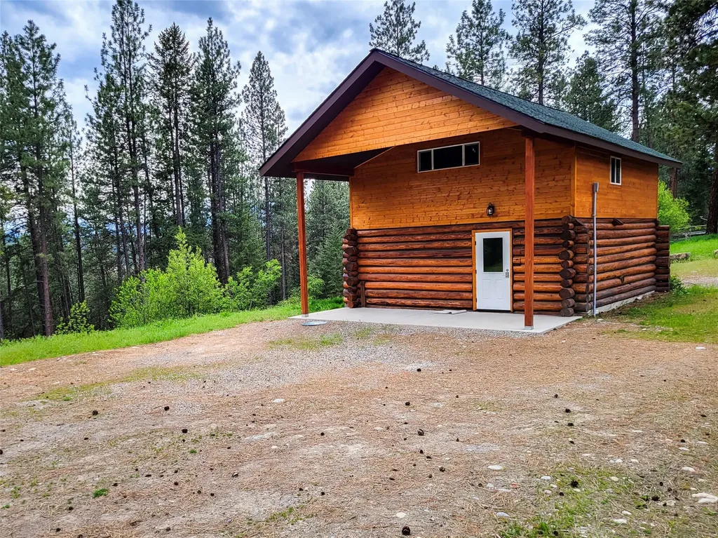 37 Wades Road Libby MT 59923