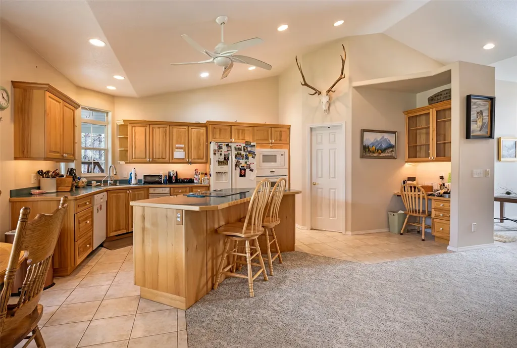 234 Bridle Trail Stevensville MT 59870