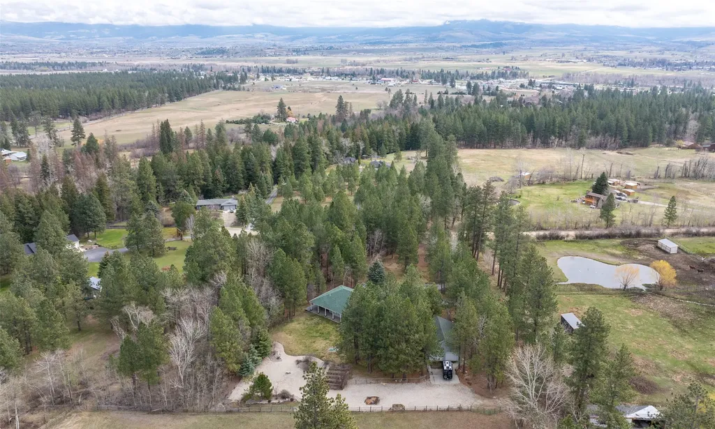 234 Bridle Trail Stevensville MT 59870