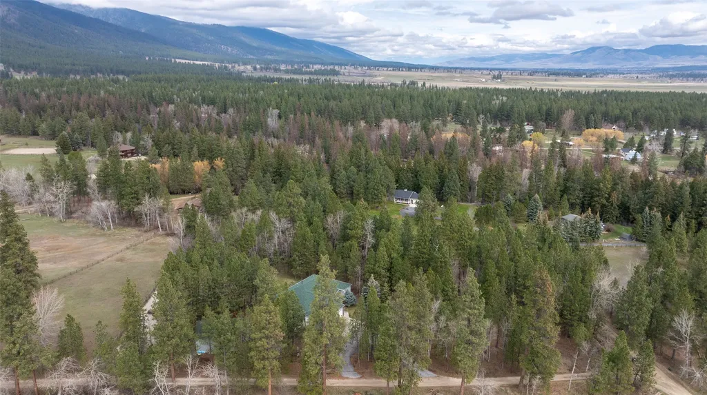 234 Bridle Trail Stevensville MT 59870