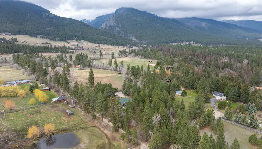234 Bridle Trail Stevensville MT 59870