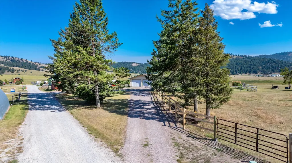 192 Gray Lane Kalispell MT 59901