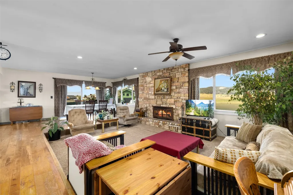 192 Gray Lane Kalispell MT 59901