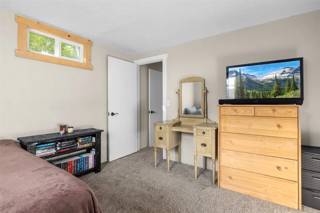 192 Gray Lane Kalispell MT 59901
