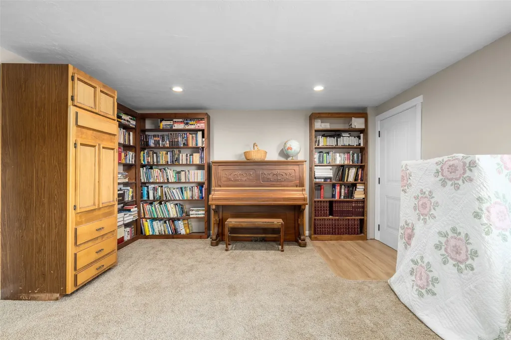 192 Gray Lane Kalispell MT 59901