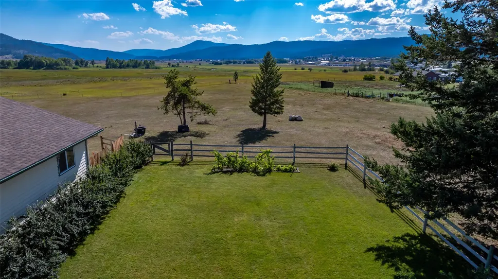192 Gray Lane Kalispell MT 59901