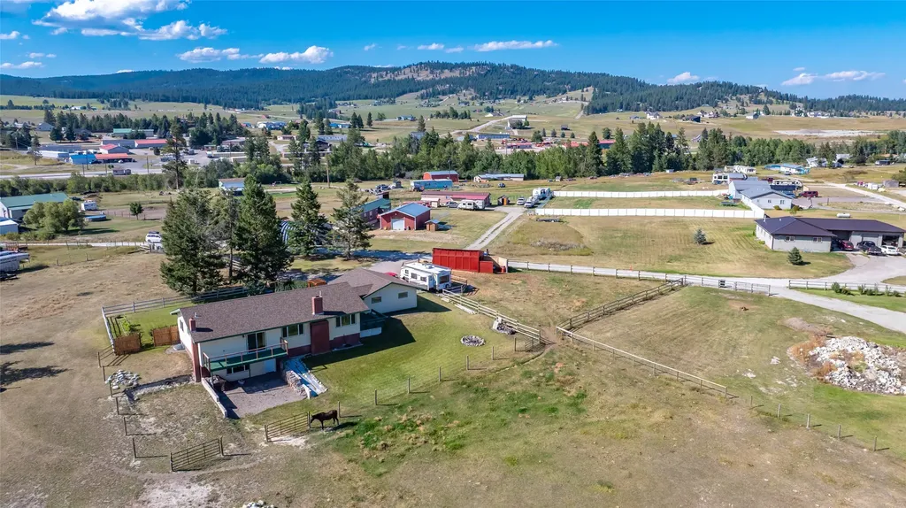 192 Gray Lane Kalispell MT 59901