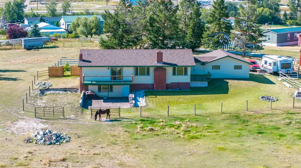 192 Gray Lane Kalispell MT 59901