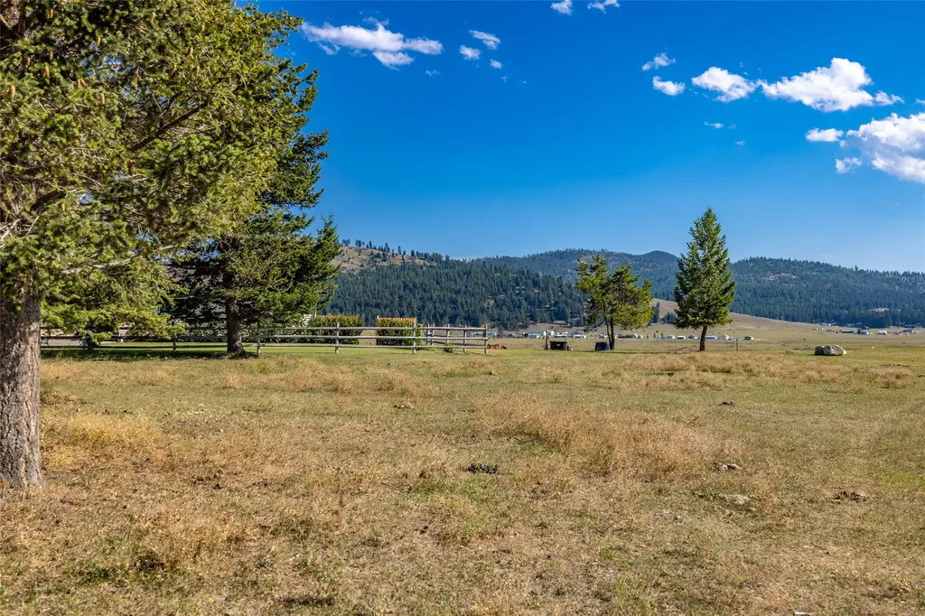 192 Gray Lane Kalispell MT 59901