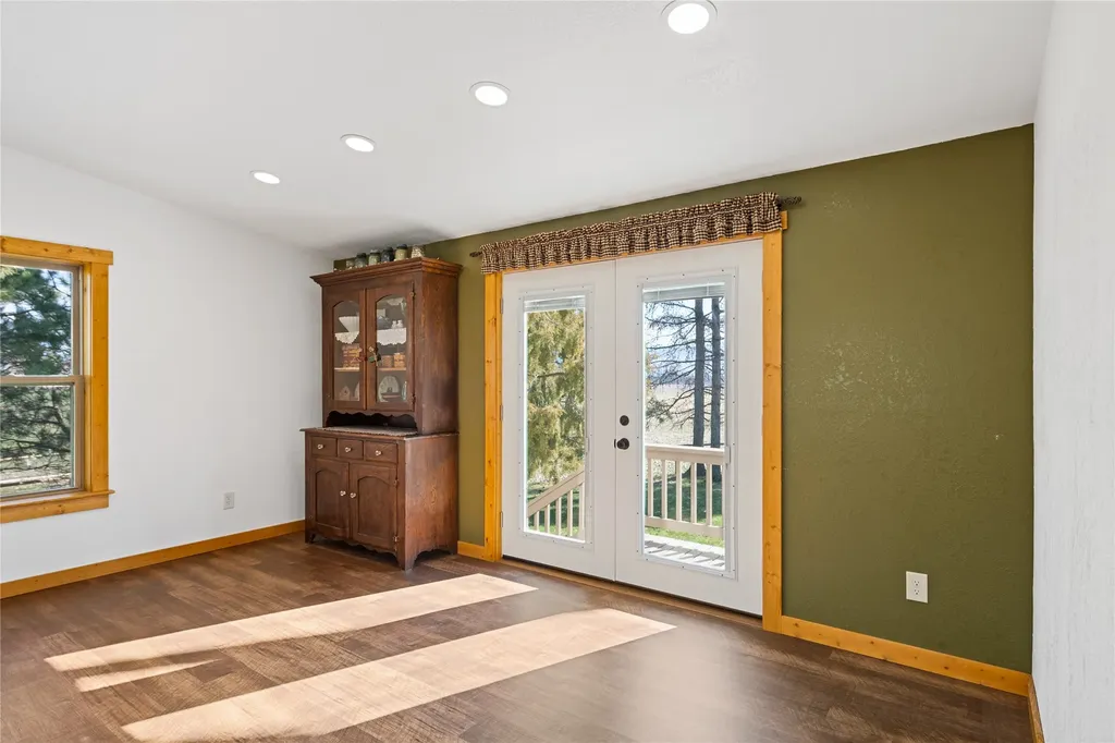 2736 Iroquois Trail Victor MT 59875
