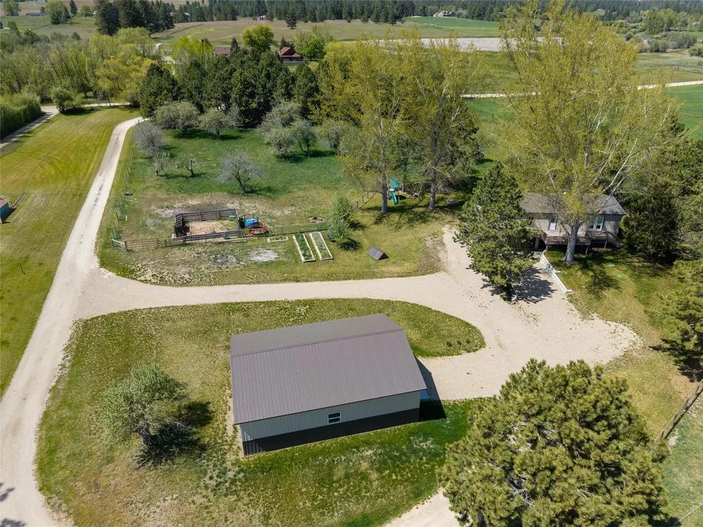 2736 Iroquois Trail Victor MT 59875