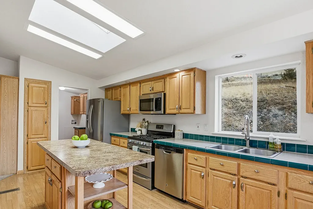 4040 Osprey Ridge Drive Helena MT 59602