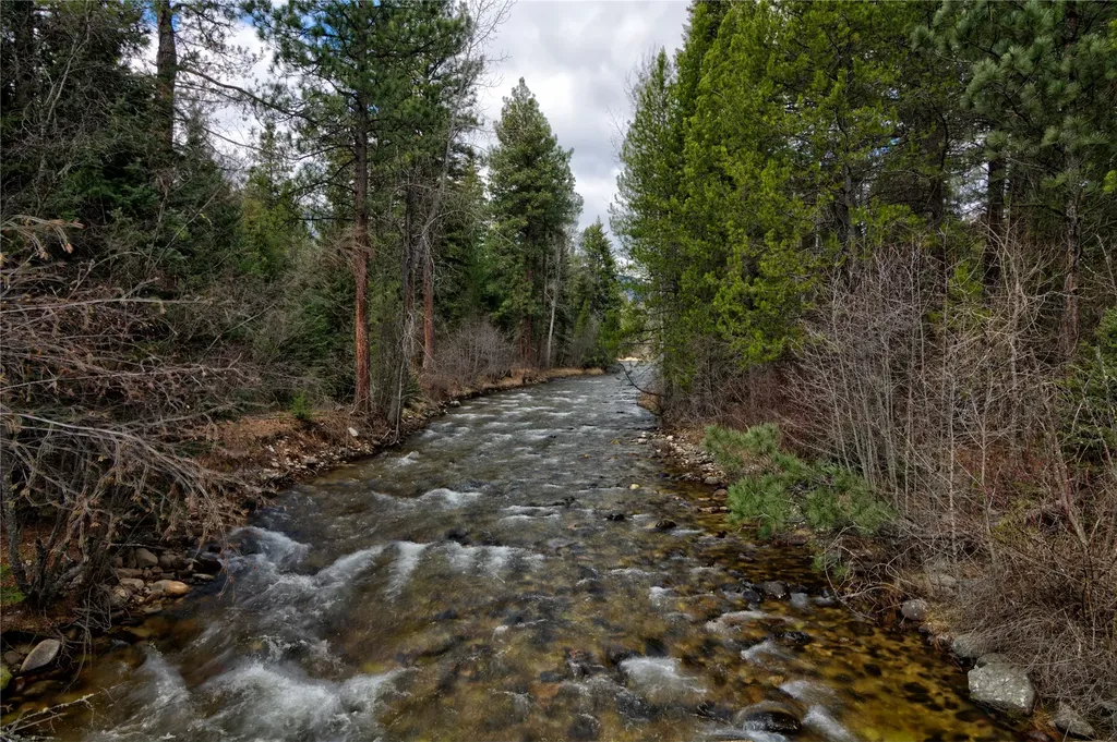 Nhn Ravenwood Road Darby MT 59829