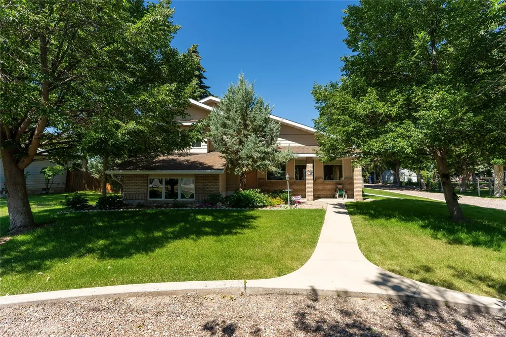 18 24th Street SW Great Falls MT 59404