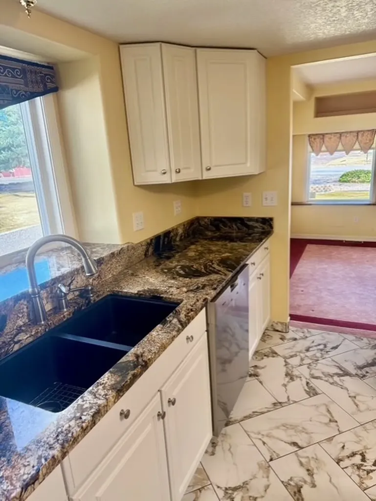 18 24th Street SW Great Falls MT 59404