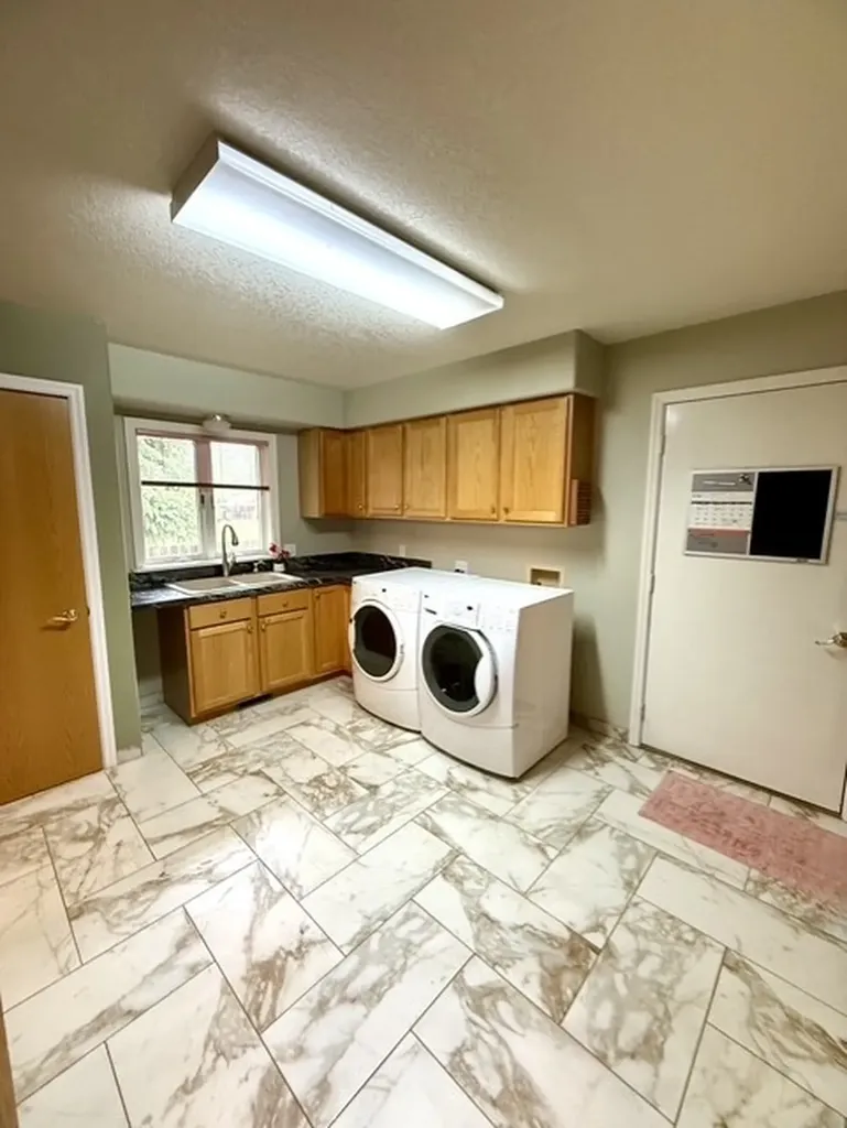 18 24th Street SW Great Falls MT 59404