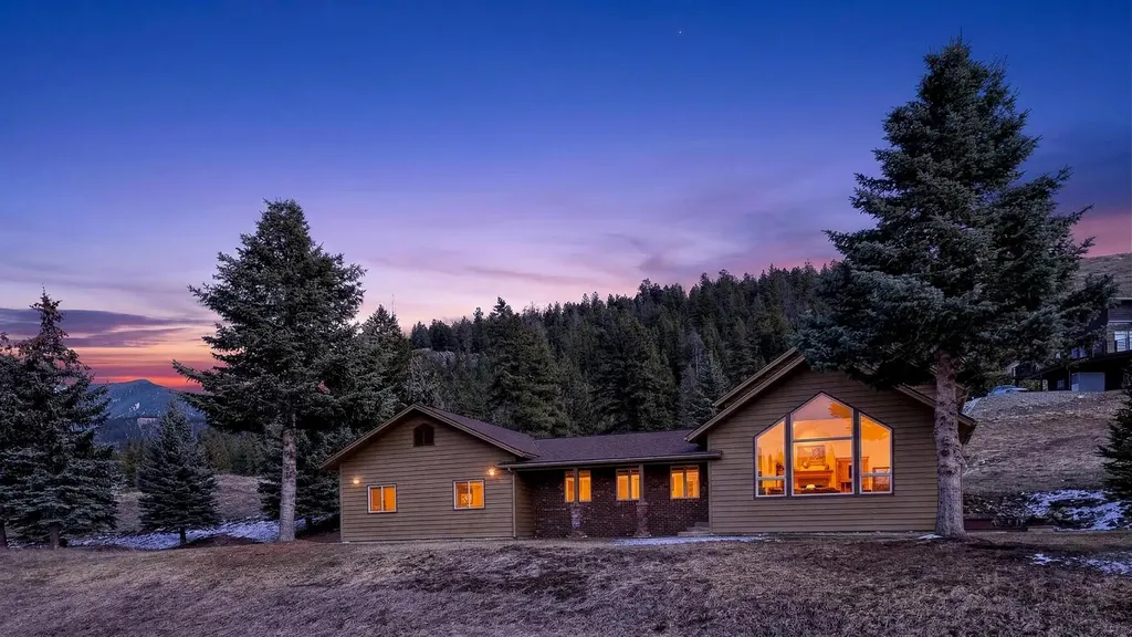 100 Mountain Circle Eureka MT 59917