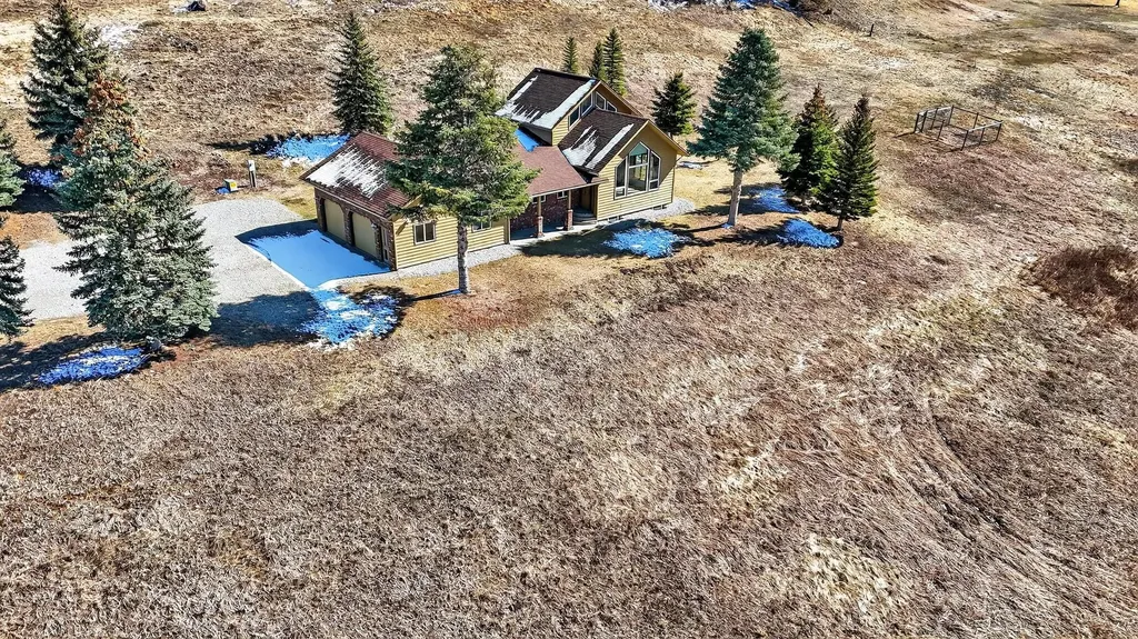 100 Mountain Circle Eureka MT 59917