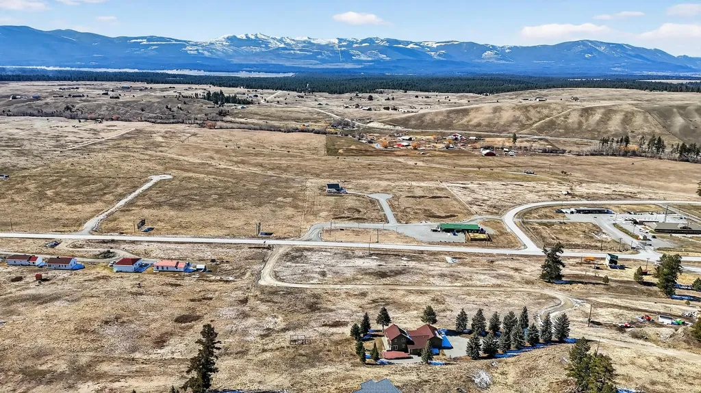 100 Mountain Circle Eureka MT 59917