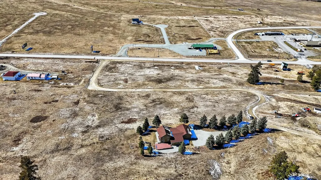 100 Mountain Circle Eureka MT 59917