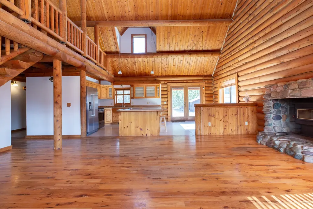 21410 Five Wounds Way Florence MT 59833