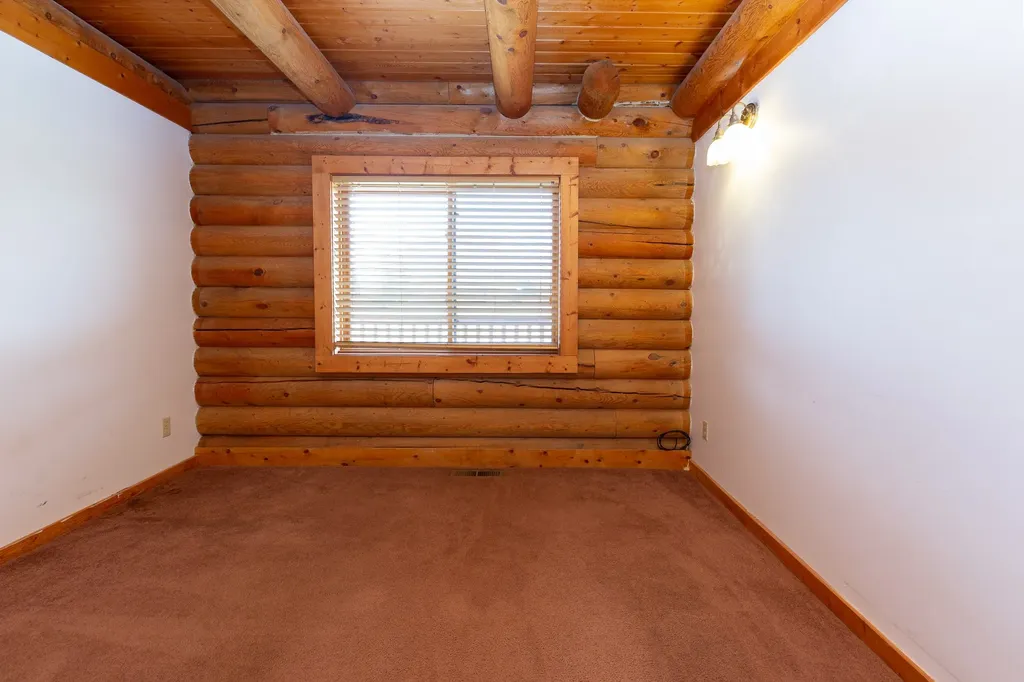 21410 Five Wounds Way Florence MT 59833