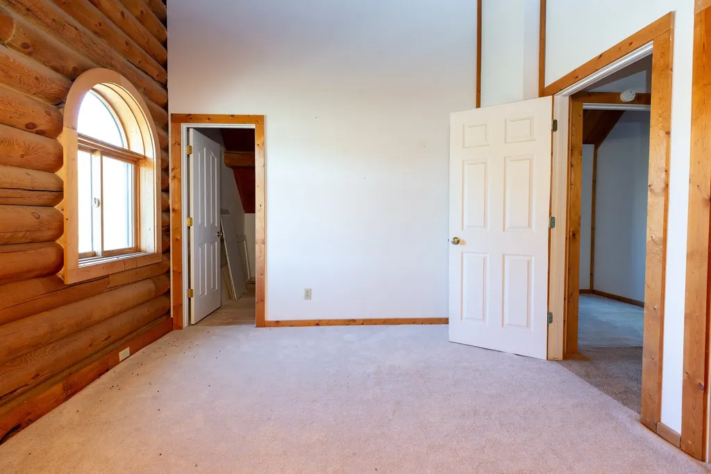 21410 Five Wounds Way Florence MT 59833