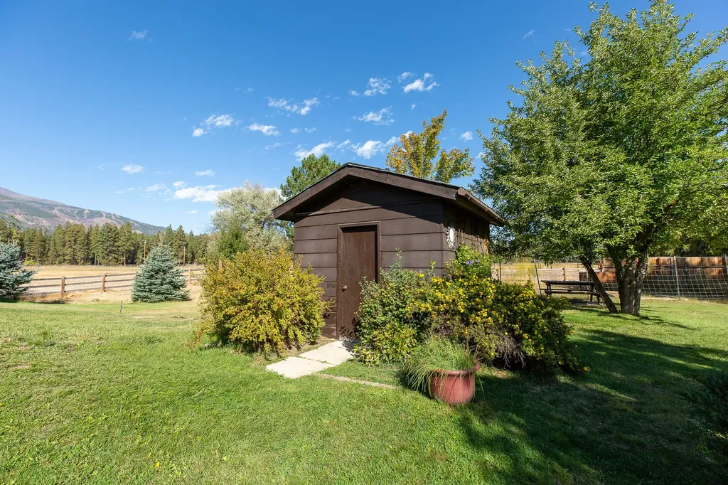 21410 Five Wounds Way Florence MT 59833