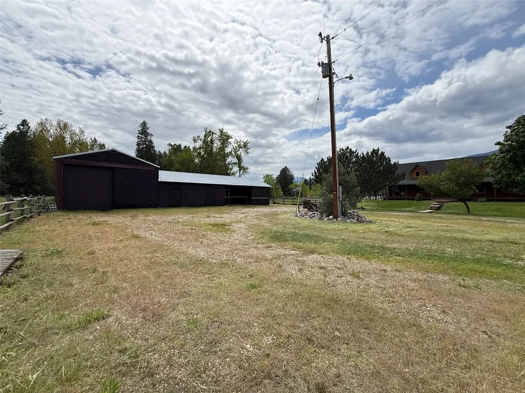 21410 Five Wounds Way Florence MT 59833