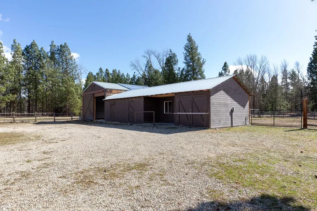 21410 Five Wounds Way Florence MT 59833