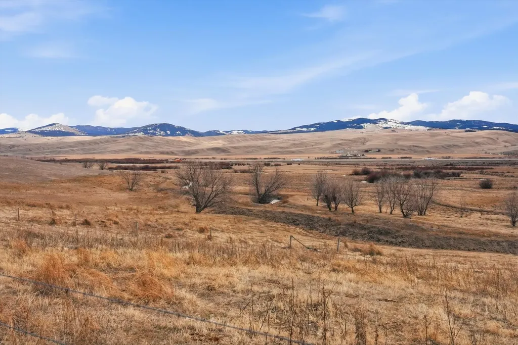 283 Cummoch Drive Deer Lodge MT 59722